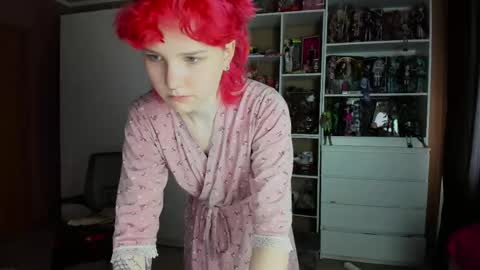 Rina online show from May 1, 2026, 7:24 am