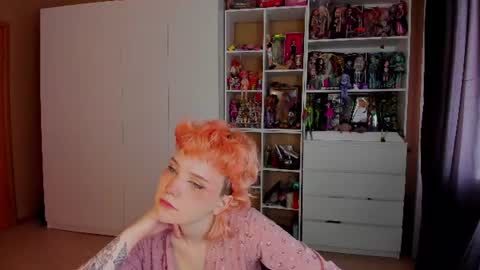 Rina online show from June 25, 2026, 8:08 am