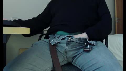 Snapshot of schwanz2023 chatting on March 3, 2025, 1:20 pm Mick online show from March 3, 2025, 1:20 pm