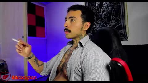 Alejandro help me to reach 200 thumps up online show from November 23, 2025, 3:17 am