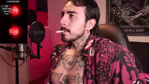 Alejandro help me to reach 200 thumps up online show from July 17, 2026, 10:33 am