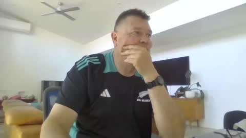 Scoobs online show from February 1, 2026, 1:48 am