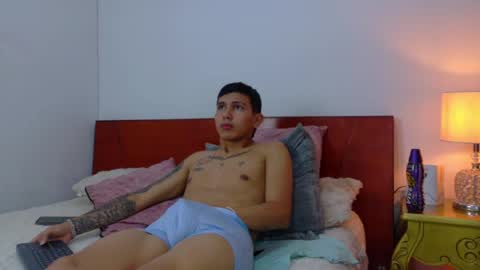 Snapshot of scook_gray chatting on July 12, 2026, 5:20 am scook_gray online show from July 12, 2026, 5:20 am