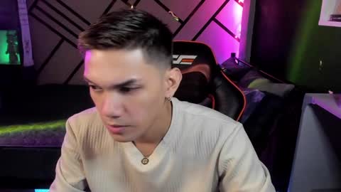 Snapshot of scorphoenix chatting on January 3, 2025, 8:43 pm Not Angelo online show from January 3, 2025, 8:43 pm