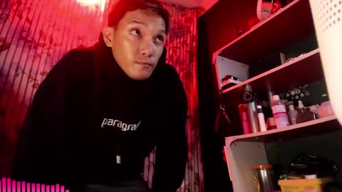   Not Angelo  online show from December 17, 2025, 1:44 am