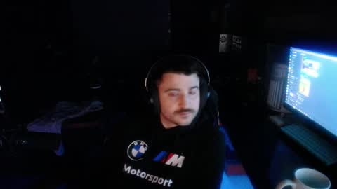 Snapshot of scotchthecat chatting on December 3, 2024, 10:07 pm Sup online show from December 3, 2024, 10:07 pm