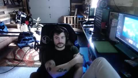 Snapshot of scotchthecat chatting on December 9, 2024, 5:41 pm Sup online show from December 9, 2024, 5:41 pm