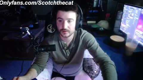 Snapshot of scotchthecat chatting on December 28, 2024, 9:19 pm Sup online show from December 28, 2024, 9:19 pm
