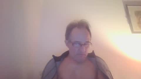 Snapshot of scotchwhieskie chatting on December 31, 2024, 12:00 am scotchwhieskie online show from December 31, 2024, 12:00 am