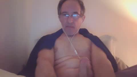 Snapshot of scotchwhieskie chatting on February 2, 2025, 12:30 am scotchwhieskie online show from February 2, 2025, 12:30 am