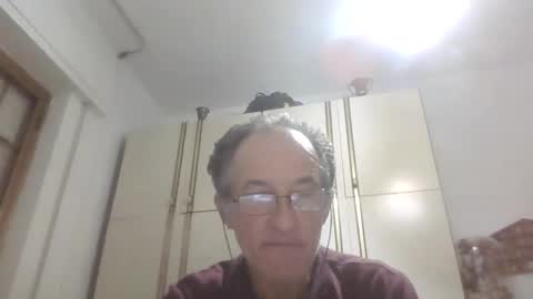 Snapshot of scotchwhieskie chatting on October 1, 2025, 6:47 pm scotchwhieskie online show from October 1, 2025, 6:47 pm