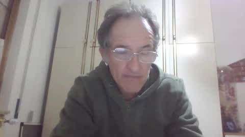 Snapshot of scotchwhieskie chatting on October 13, 2025, 6:19 pm scotchwhieskie online show from October 13, 2025, 6:19 pm