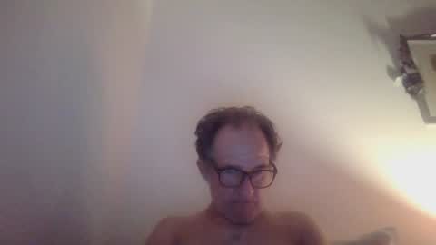 Snapshot of scotchwhieskie chatting on June 27, 2026, 10:26 pm scotchwhieskie online show from June 27, 2026, 10:26 pm