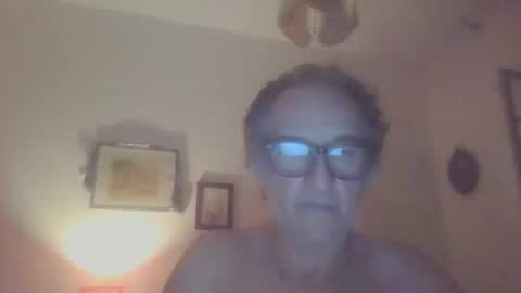 Snapshot of scotchwhieskie chatting on July 7, 2026, 11:09 pm scotchwhieskie online show from July 7, 2026, 11:09 pm