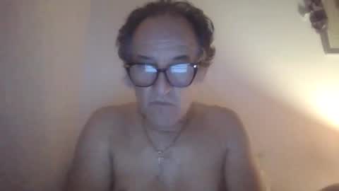 Snapshot of scotchwhieskie chatting on July 19, 2026, 11:19 pm scotchwhieskie online show from July 19, 2026, 11:19 pm