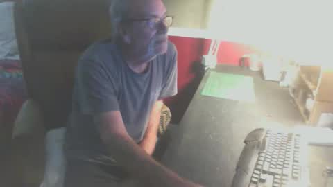 Snapshot of scotsman_62 chatting on May 3, 2026, 7:58 am scotsman_62 online show from May 3, 2026, 7:58 am