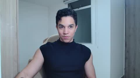 Snapshot of scott_brasher1 chatting on January 8, 2025, 12:49 am Twitter Scott brasher1 Instagram Camiloestuardo2 online show from January 8, 2025, 12:49 am