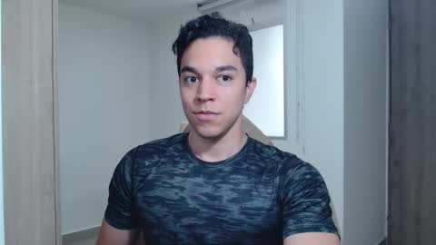 Snapshot of scott_brasher1 chatting on January 10, 2025, 8:37 pm Twitter Scott brasher1 Instagram Camiloestuardo2 online show from January 10, 2025, 8:37 pm