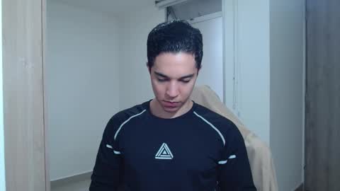 Snapshot of scott_brasher1 chatting on January 13, 2025, 9:20 pm Twitter Scott brasher1 Instagram Camiloestuardo2 online show from January 13, 2025, 9:20 pm