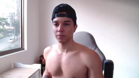 Snapshot of scott_brasher1 chatting on February 19, 2025, 10:09 pm Twitter Scott brasher1 Instagram Camiloestuardo2 online show from February 19, 2025, 10:09 pm