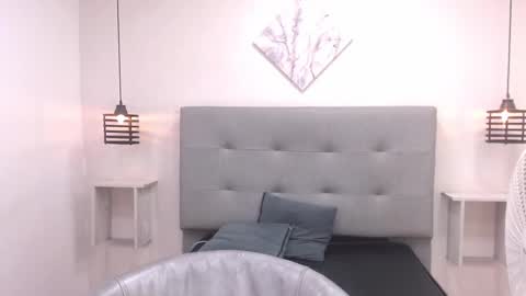 Snapshot of scottdamar chatting on September 11, 2025, 11:38 pm Damar online show from September 11, 2025, 11:38 pm