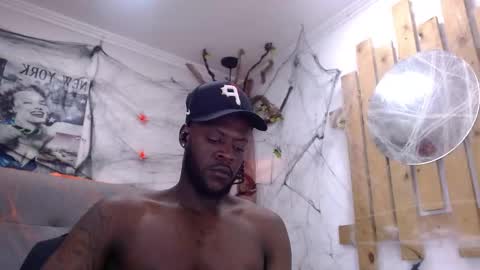 Snapshot of scottdamar chatting on October 29, 2025, 6:53 pm Damar online show from October 29, 2025, 6:53 pm