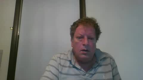 Snapshot of scottpbi52 chatting on May 19, 2026, 10:43 am scottpbi52 online show from May 19, 2026, 10:43 am