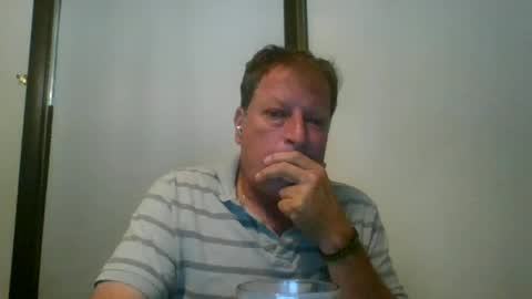 Snapshot of scottpbi52 chatting on June 27, 2026, 11:21 pm scottpbi52 online show from June 27, 2026, 11:21 pm