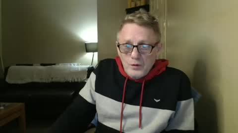 Snapshot of scottsman214 chatting on December 26, 2024, 10:41 pm James online show from December 26, 2024, 10:41 pm