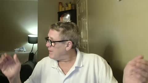 Snapshot of scottsman214 chatting on January 31, 2025, 9:59 pm James online show from January 31, 2025, 9:59 pm