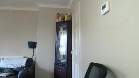 Snapshot of scottsman214 chatting on March 1, 2025, 4:54 pm James online show from March 1, 2025, 4:54 pm