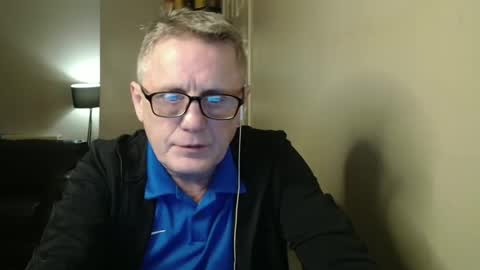 Snapshot of scottsman214 chatting on March 4, 2025, 9:32 pm James online show from March 4, 2025, 9:32 pm