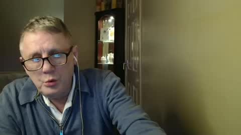 Snapshot of scottsman214 chatting on March 5, 2025, 9:59 pm James online show from March 5, 2025, 9:59 pm