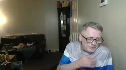 Snapshot of scottsman214 chatting on September 28, 2025, 8:36 pm James online show from September 28, 2025, 8:36 pm