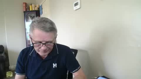 Snapshot of scottsman214 chatting on October 22, 2025, 10:48 am James online show from October 22, 2025, 10:48 am