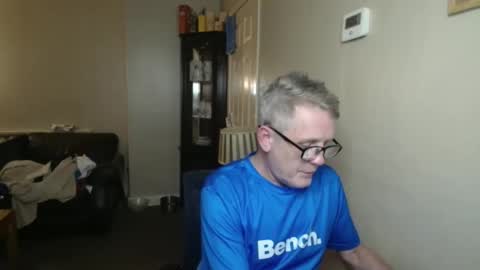 Snapshot of scottsman214 chatting on October 23, 2025, 10:08 pm James online show from October 23, 2025, 10:08 pm