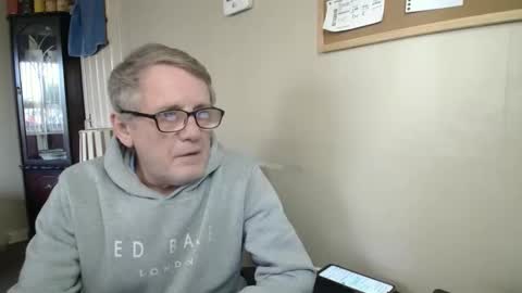 Snapshot of scottsman214 chatting on December 15, 2025, 1:04 pm James online show from December 15, 2025, 1:04 pm