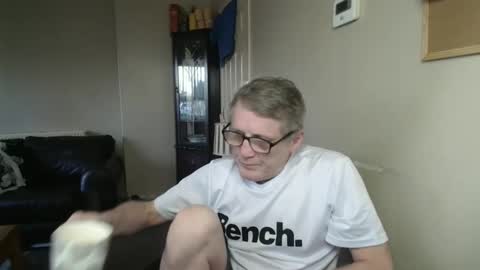 Snapshot of scottsman214 chatting on December 16, 2025, 3:28 pm James online show from December 16, 2025, 3:28 pm