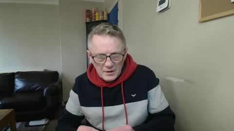 Snapshot of scottsman214 chatting on February 14, 2026, 3:09 pm James online show from February 14, 2026, 3:09 pm