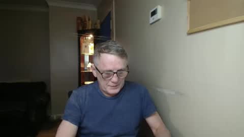 Snapshot of scottsman214 chatting on February 24, 2026, 6:06 pm James online show from February 24, 2026, 6:06 pm