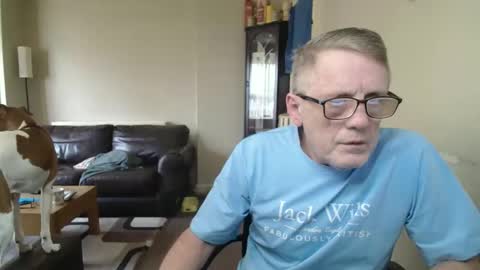 Snapshot of scottsman214 chatting on February 26, 2026, 11:53 am James online show from February 26, 2026, 11:53 am