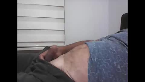 Snapshot of screw2 chatting on September 29, 2025, 6:46 pm Evren online show from September 29, 2025, 6:46 pm