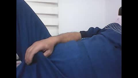 Snapshot of screw2 chatting on November 29, 2025, 11:24 am Evren online show from November 29, 2025, 11:24 am