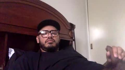 scrwedup_jux online show from May 11, 2026, 4:04 pm