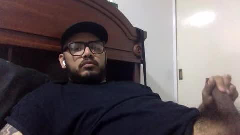 scrwedup_jux online show from May 14, 2026, 6:42 am