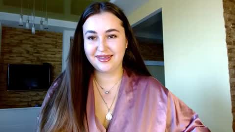 Elizabeth  online show from September 23, 2025, 2:31 pm