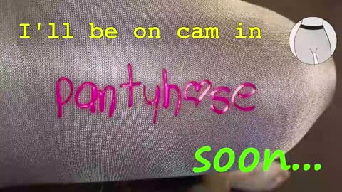 Snapshot of seamlessly chatting on February 22, 2025, 12:40 pm seamlessly online show from February 22, 2025, 12:40 pm