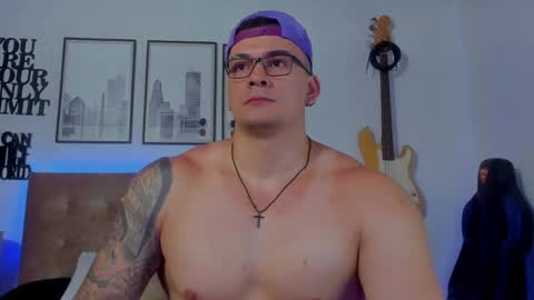 Snapshot of sean_carrera69 chatting on September 17, 2025, 3:08 am Sean Carrera online show from September 17, 2025, 3:08 am