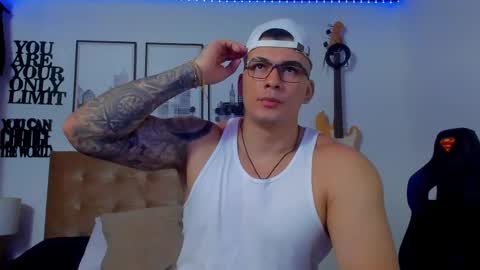 Snapshot of sean_carrera69 chatting on October 29, 2025, 5:14 pm Sean Carrera online show from October 29, 2025, 5:14 pm