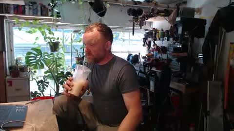 Snapshot of seattlemanwhore chatting on June 22, 2026, 8:50 pm Seattlemanwhore online show from June 22, 2026, 8:50 pm